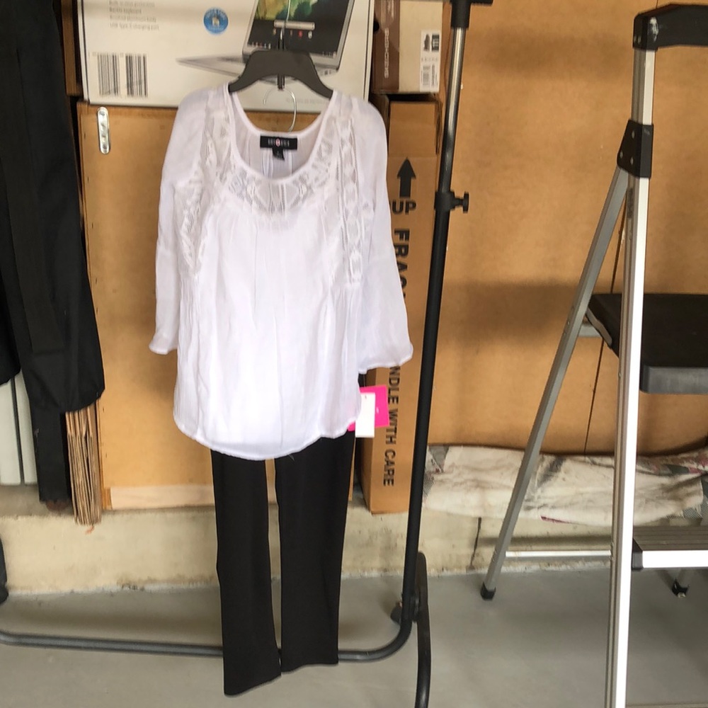 White cool dress top and black dress pants size 10/12